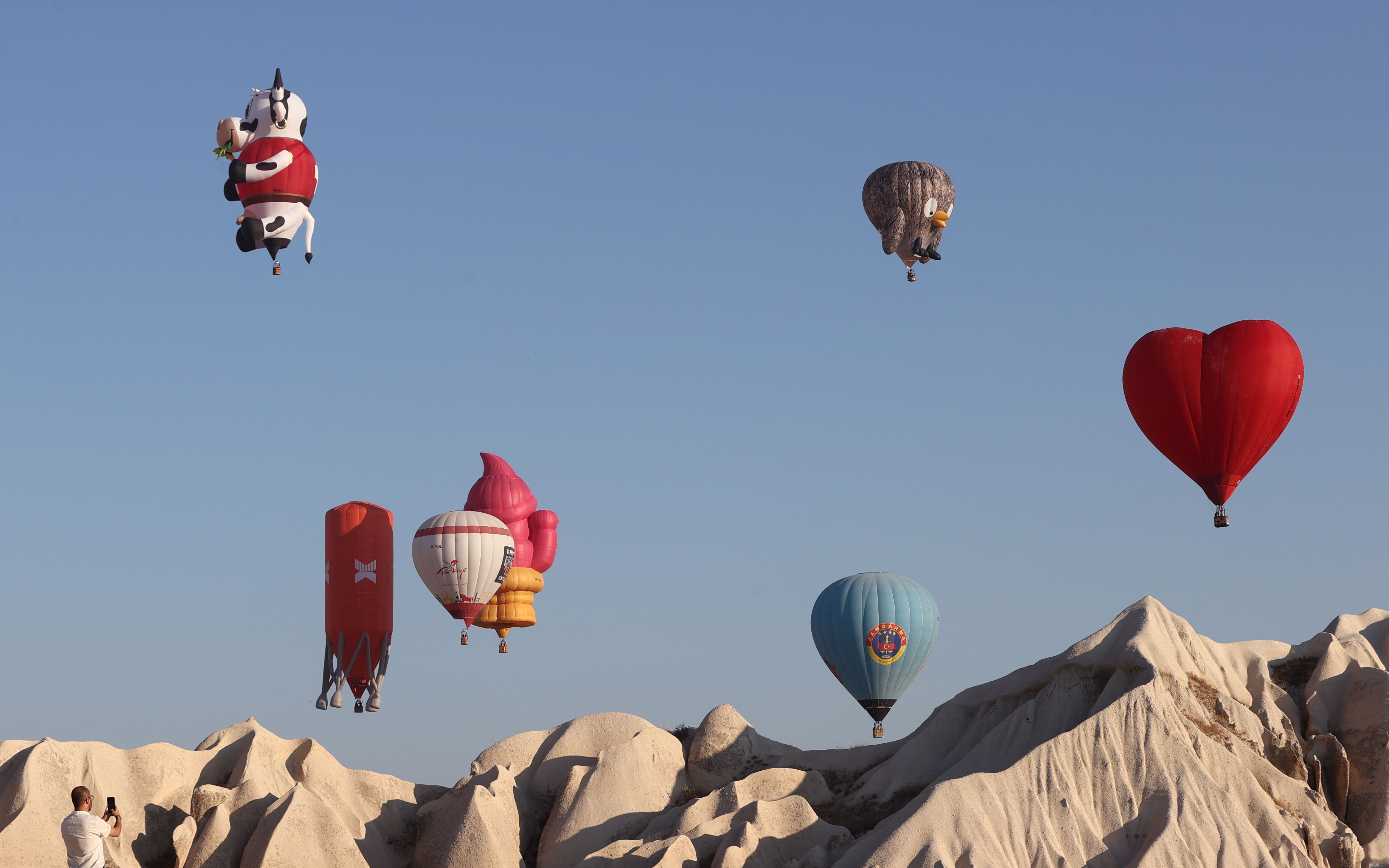 Kapadokya'da farklı bir sabah! Kültür Yolu Festivali Nevşehir'de 18 ülkeden figürlü sıcak hava balonlarıyla başladı Kapadokya'da farklı bir sabah! Kültür Yolu Festivali Nevşehir'de 18 ülkeden figürlü sıcak hava balonlarıyla başladı - 4. Resim