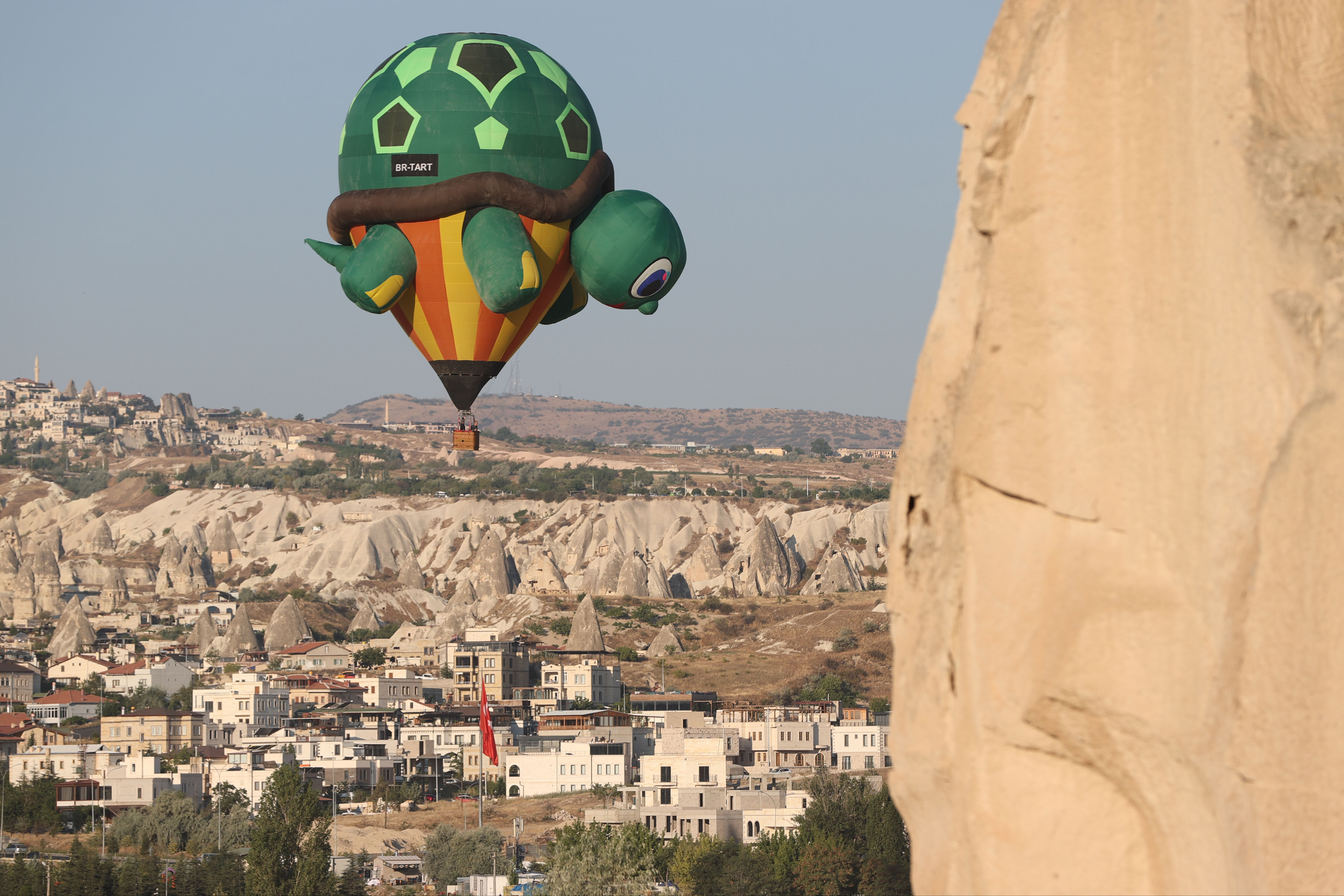 Kapadokya'da farklı bir sabah! Kültür Yolu Festivali Nevşehir'de 18 ülkeden figürlü sıcak hava balonlarıyla başladı Kapadokya'da farklı bir sabah! Kültür Yolu Festivali Nevşehir'de 18 ülkeden figürlü sıcak hava balonlarıyla başladı - 5. Resim