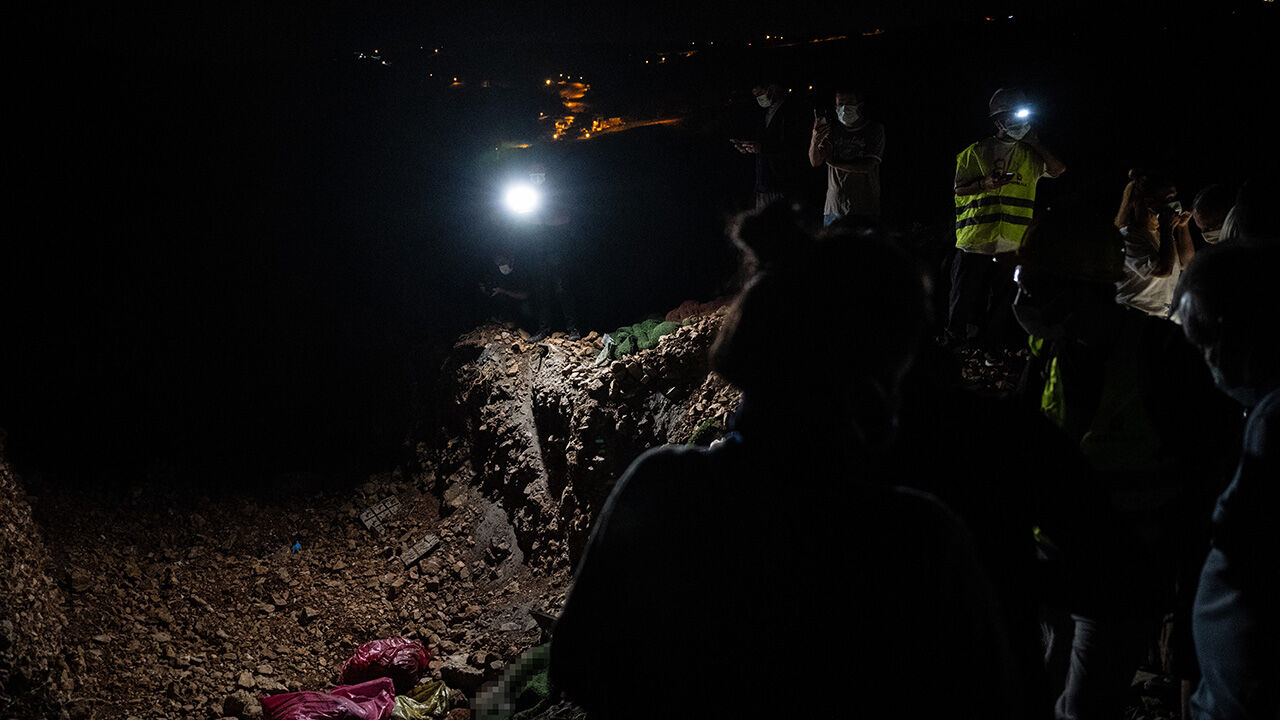 Altındağ'da neler oluyor? Belediyeden açıklama: Hayvan mezarlığını dağıtarak