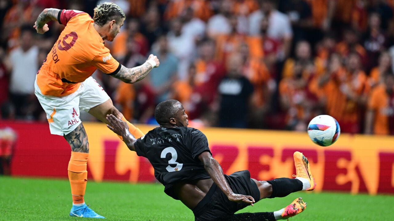 Galatasaray, son dakikada kazandı! Batshuayi ve Icardi, Hatayspor karşısında 3 puanı getirdi - 2. Resim