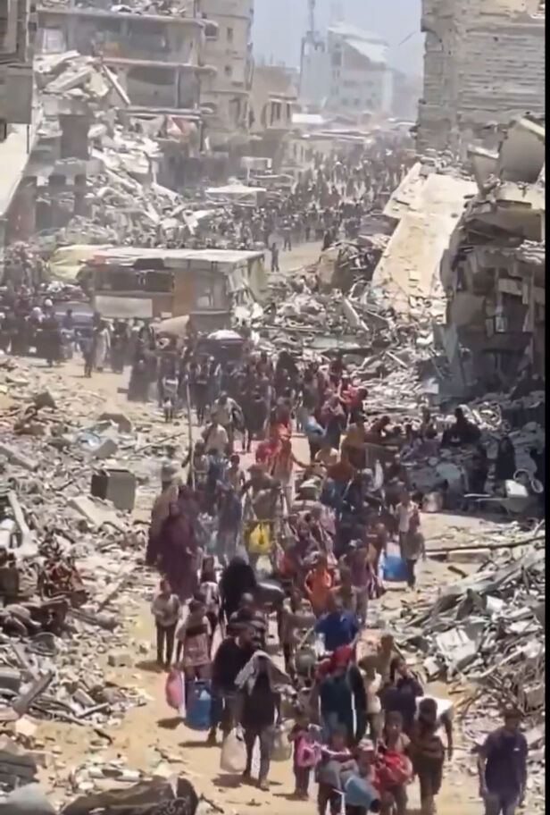 Gazze'de 21. yüzyılın Nekbe'si! Soykırımdan belirsizliğe kaçış Gazze'de 21. yüzyılın Nekbe'si! Soykırımdan belirsizliğe kaçış - 1. Resim