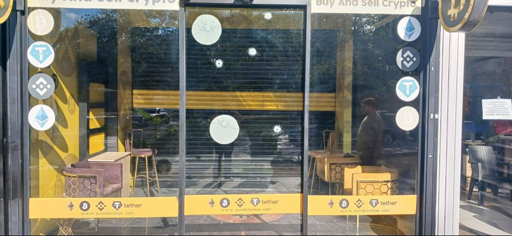 Haraç istedikleri yeri üst üste 2 gün kurşunladılar! Esenyurt'ta dehşet anları - 2. Resim