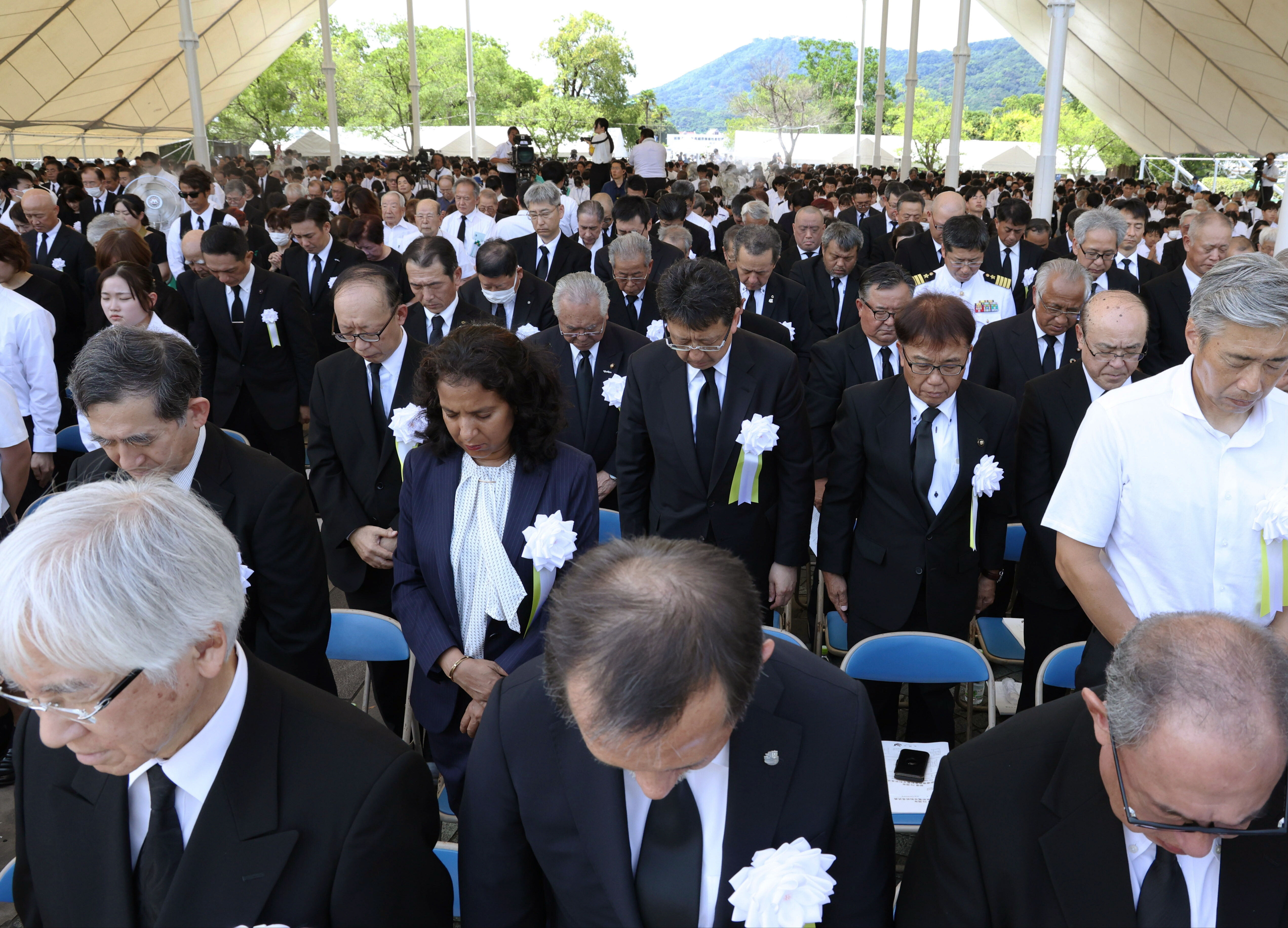 Gençler en öndeydi! Japonya'da atom bombası felaketinin 79'uncu yılı Nagazaki'de anıldı Japon gençler en öndeydi! Atom bombası felaketinin 79. yılı Nagazaki'de anıldı - 5. Resim