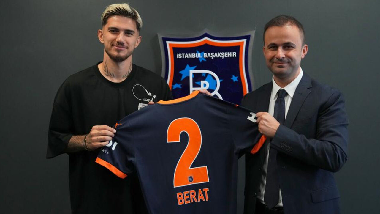 Süper Lig ekibi transferi duyurdu! Trabzonspor'dan ayrılan Berat Özdemir, kariyerine İstanbul'da devam edecek Süper Lig ekibi transferi duyurdu! Trabzonspor'dan ayrılan Berat Özdemir, kariyerine İstanbul'da devam edecek - 1. Resim