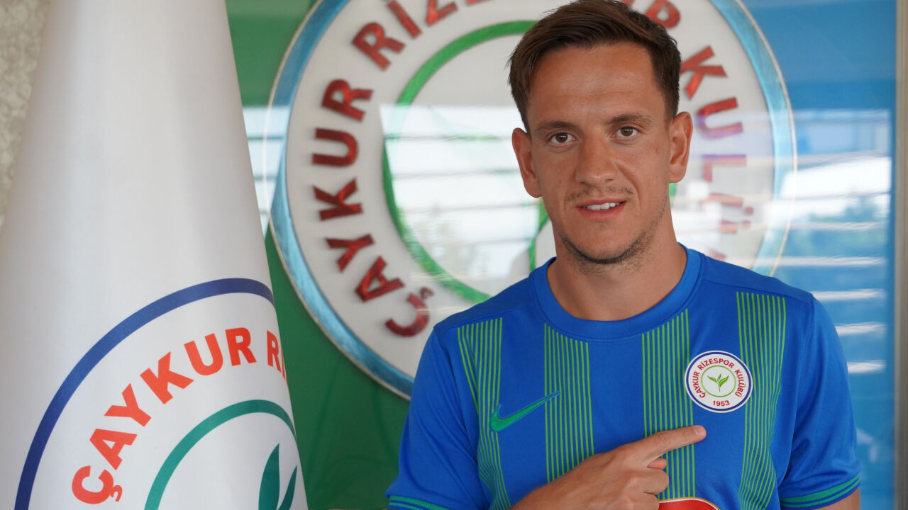 Beşiktaş'ta ayrılık! Amir Hadziahmetovic, Süper Lig ekibine kiralandı - 1. Resim