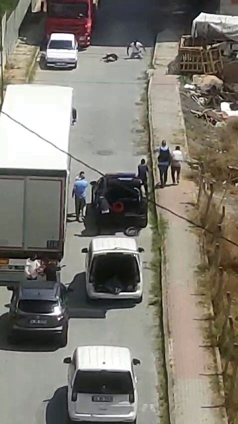 İstanbul’da cinayet: Eşini sokak ortasında öldürdü - 2. Resim