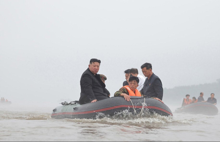 Kuzey Kore lideri Kim, tüm teklifleri elinin tersiyle itti: Hasarı yardım almadan onaracağız - 2. Resim