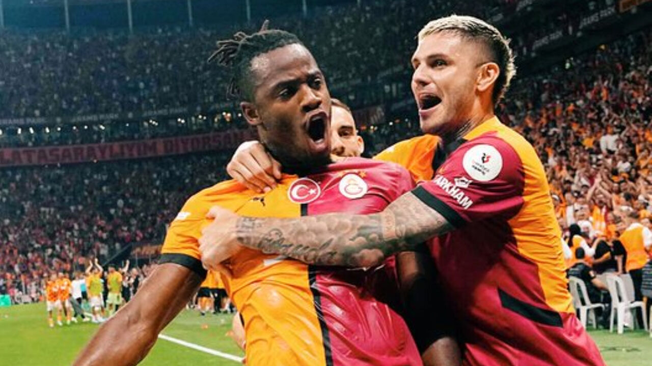 Okan Buruk'tan dikkat çeken Batshuayi açıklaması! 'Geçen seneden alışıktık' Okan Buruk'tan dikkat çeken Batshuayi açıklaması! 'Geçen seneden alışıktık' - 1. Resim