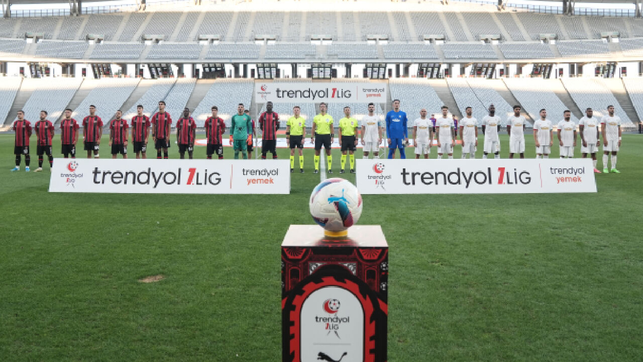 Fatih Karagümrük - Amedspor maçında puanlar paylaşıldı! TFF 1. Lig 1. Hafta Fatih Karagümrük - Amedspor CANLI | TFF 1. Lig'de dev mücadele - 1. Resim