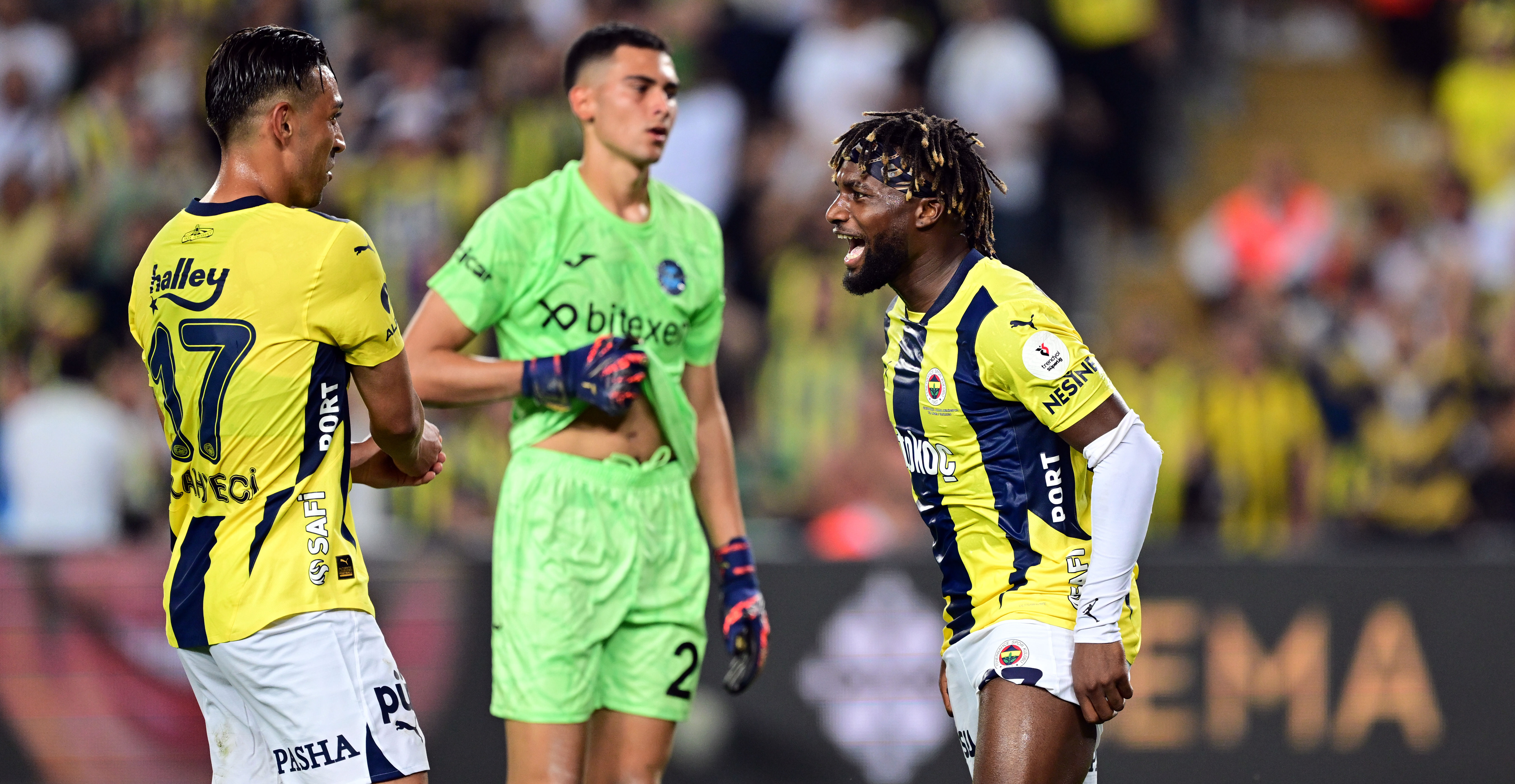 Kurtarıcı Dzeko! Fenerbahçe lige galibiyetle başladı - 1. Resim