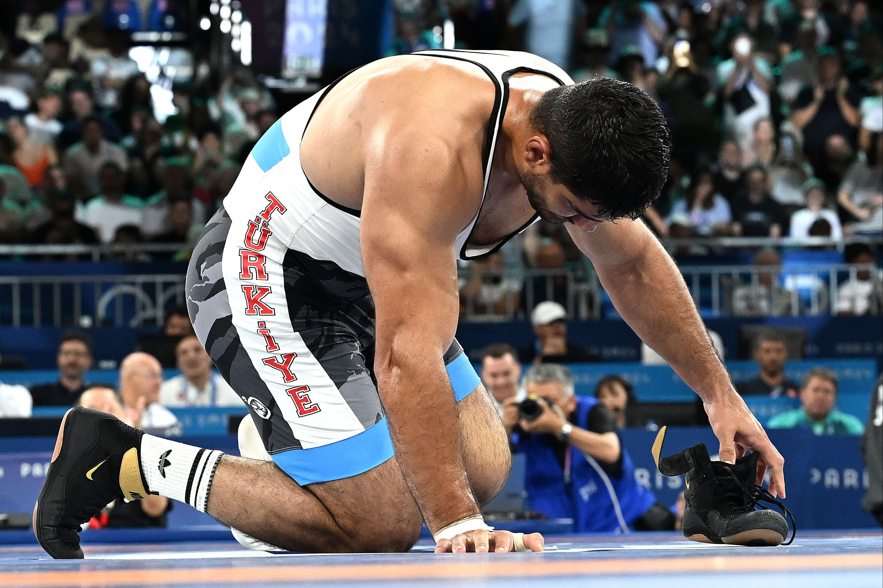Milli güreşçi Taha Akgül Paris'te bronz aldı, kariyerini noktaladı - 3. Resim