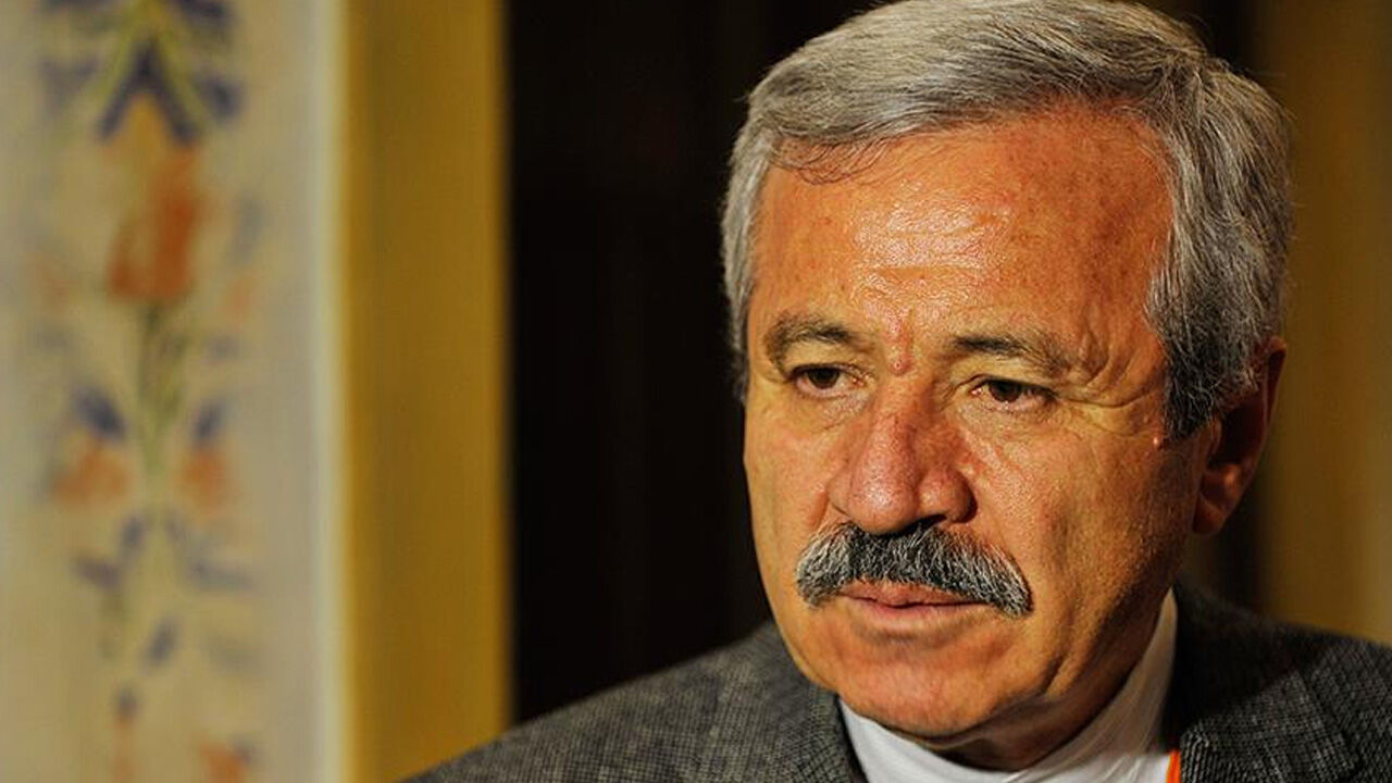 Cumhurbaşkanı Erdoğan'dan Mehmet Doğan için taziye mesajı Türkiye Yazarlar Birliği Kurucu Başkanı Mehmet Doğan hayatını kaybetti - 1. Resim