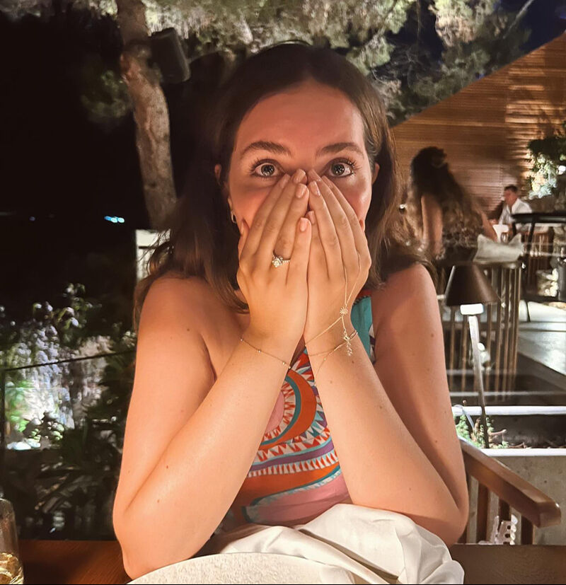 Almila Ada evleniyor! Doğum gününde evlilik teklifi aldı, fotoğrafları Instagram'dan paylaştı - 1. Resim