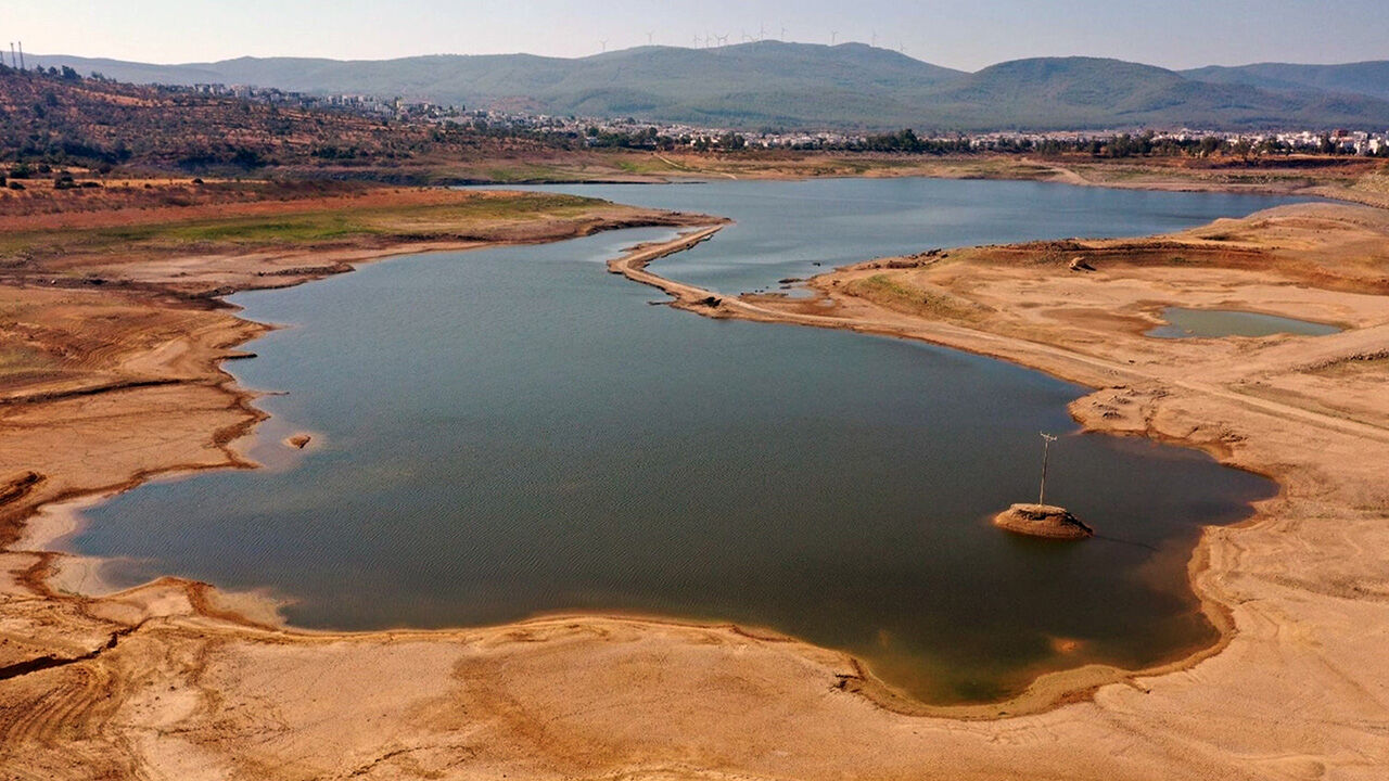 Bodrum'da su krizi büyüyor! Aydın Ayaydın yerel yönetimi eleştirdi: Çıkın özür dileyin - 1. Resim