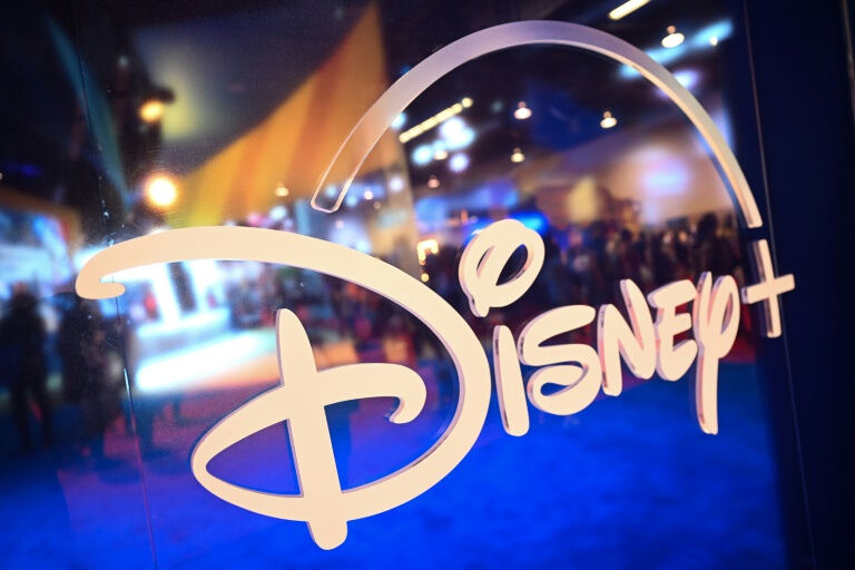 Disney'den milyar dolarlık yatırım hamlesi! Avrupa ve İngiltere için planlar başladı Disney'den milyar dolarlık yatırım hamlesi! Avrupa ve İngiltere için planlar başladı - 1. Resim