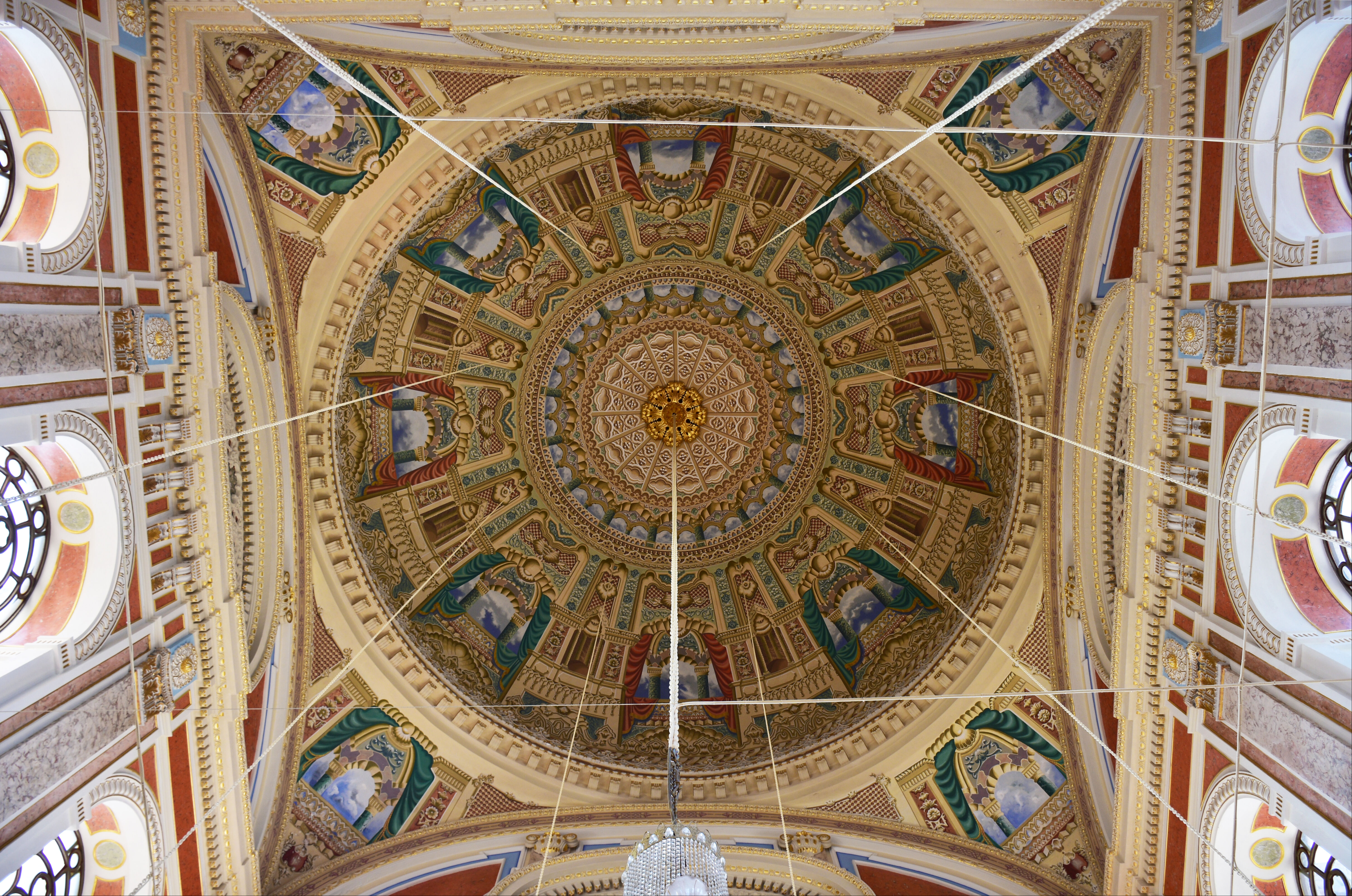 Pırlantadan kubbeler belki bir milyar kırat! İstanbul’un eşsiz cami̇ kubbeleri̇ bir kitapta toplandı - 2. Resim