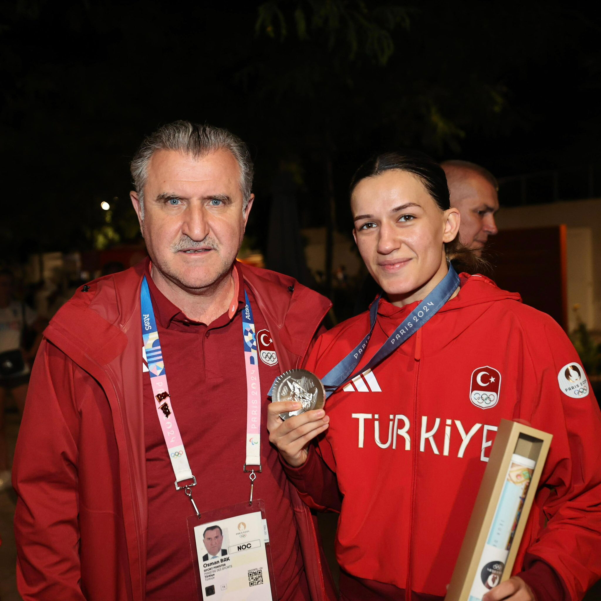 Spor Bakanı Osman Aşkın Bak'tan olimpiyat değerlendirmesi! 