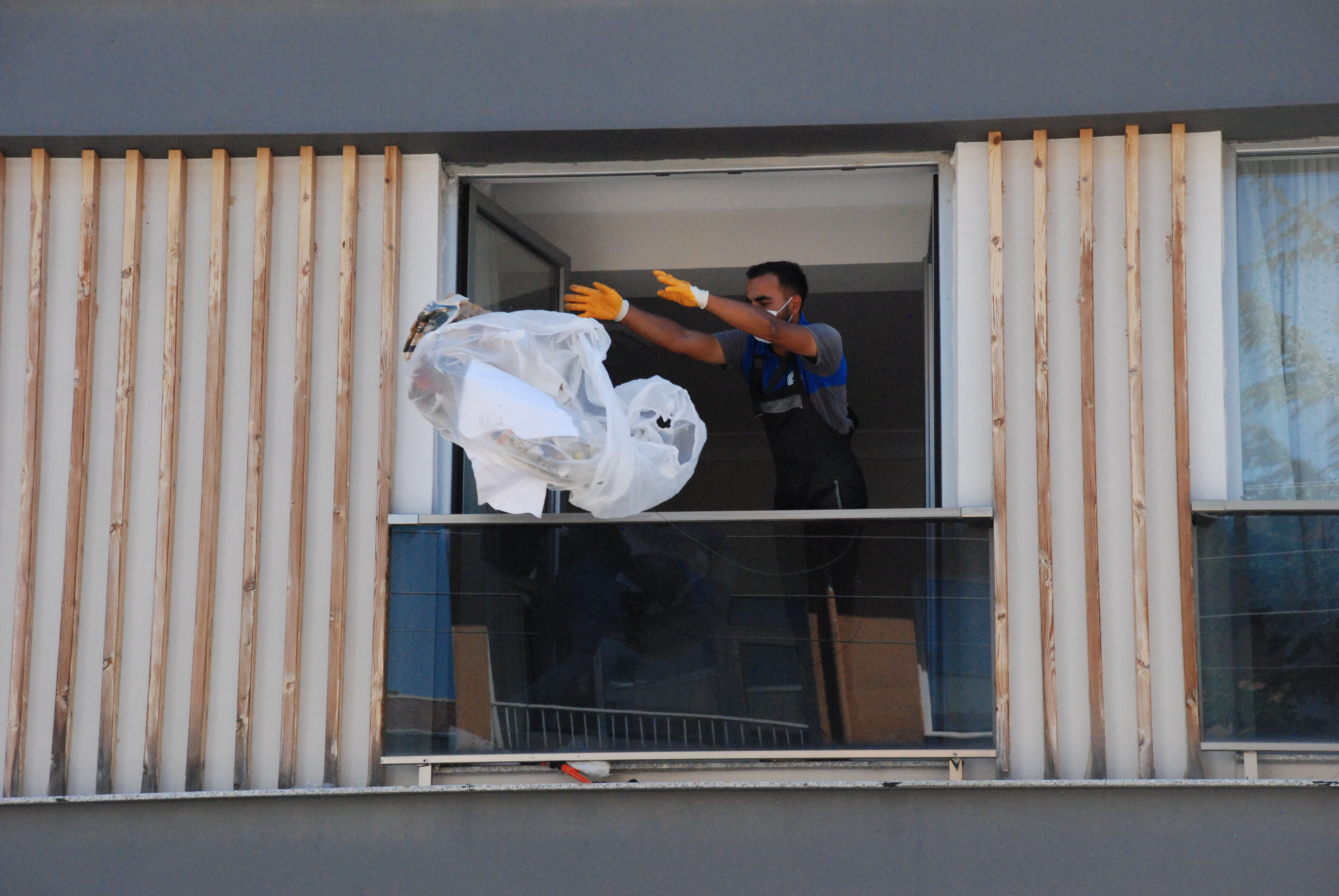 Bu ev çöpten arınmıyor! Geçen yıl 50 ton bu yıl 30 ton - 2. Resim