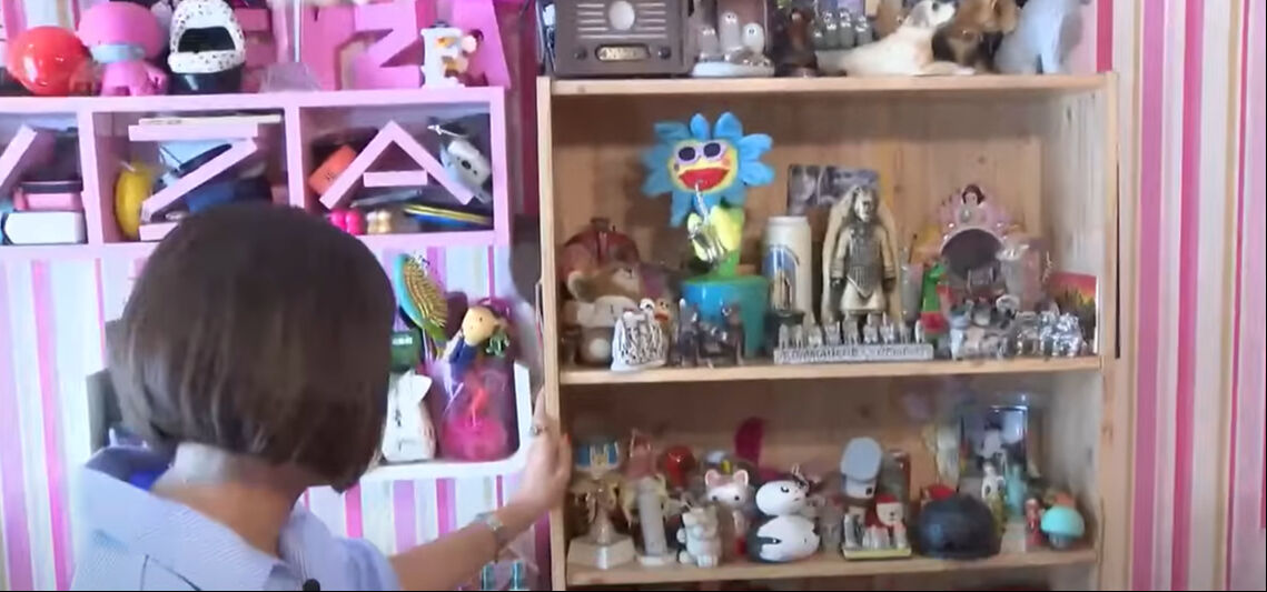 Feyza Civelek annesiyle yaşadığı evin kapılarını ilk kez açtı! Yatak odasına giren sunucu şoke oldu - 3. Resim