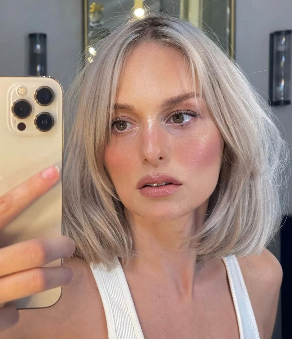 Nilperi Şahinkaya saçlarını kısacık kestirip boyattı! Yeni haline yorum yağdı Nilperi Şahinkaya saçlarını kısacık kestirip boyattı! Yeni haline yorum yağdı - 1. Resim