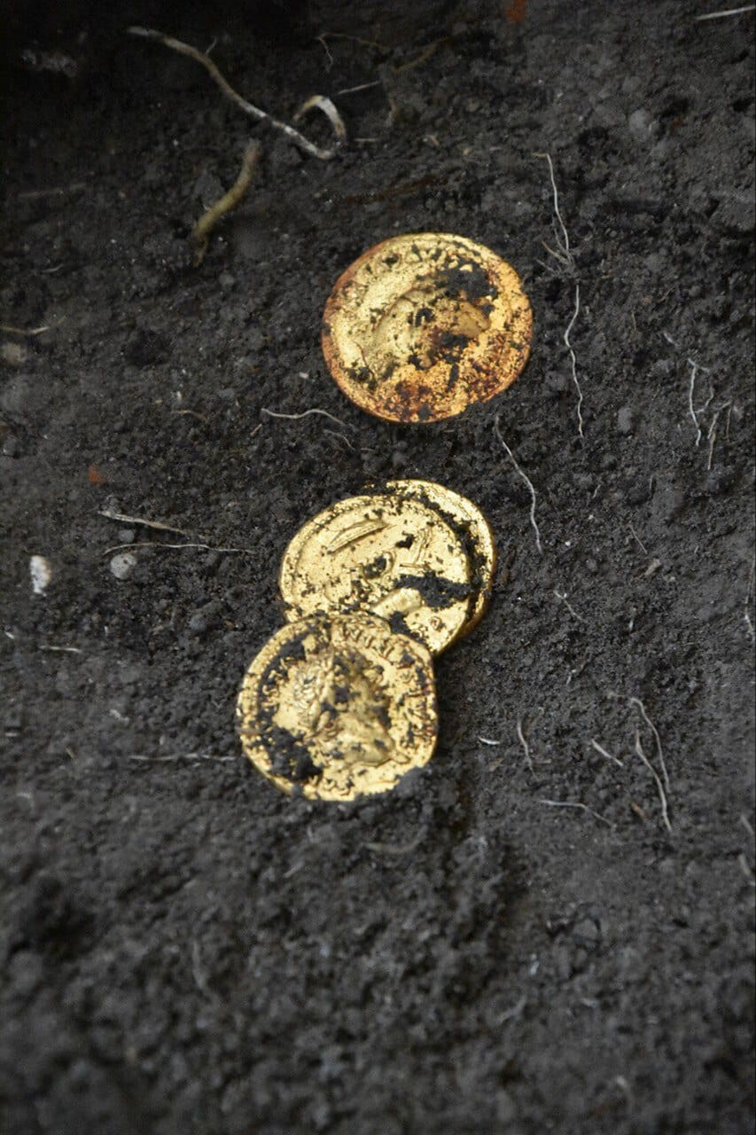 Pompei'den 2000 yıl sonra 2 kişi çıktı! Vezüv'deki büyük patlamada ölenlere ait kalıntılar bulundu - 2. Resim