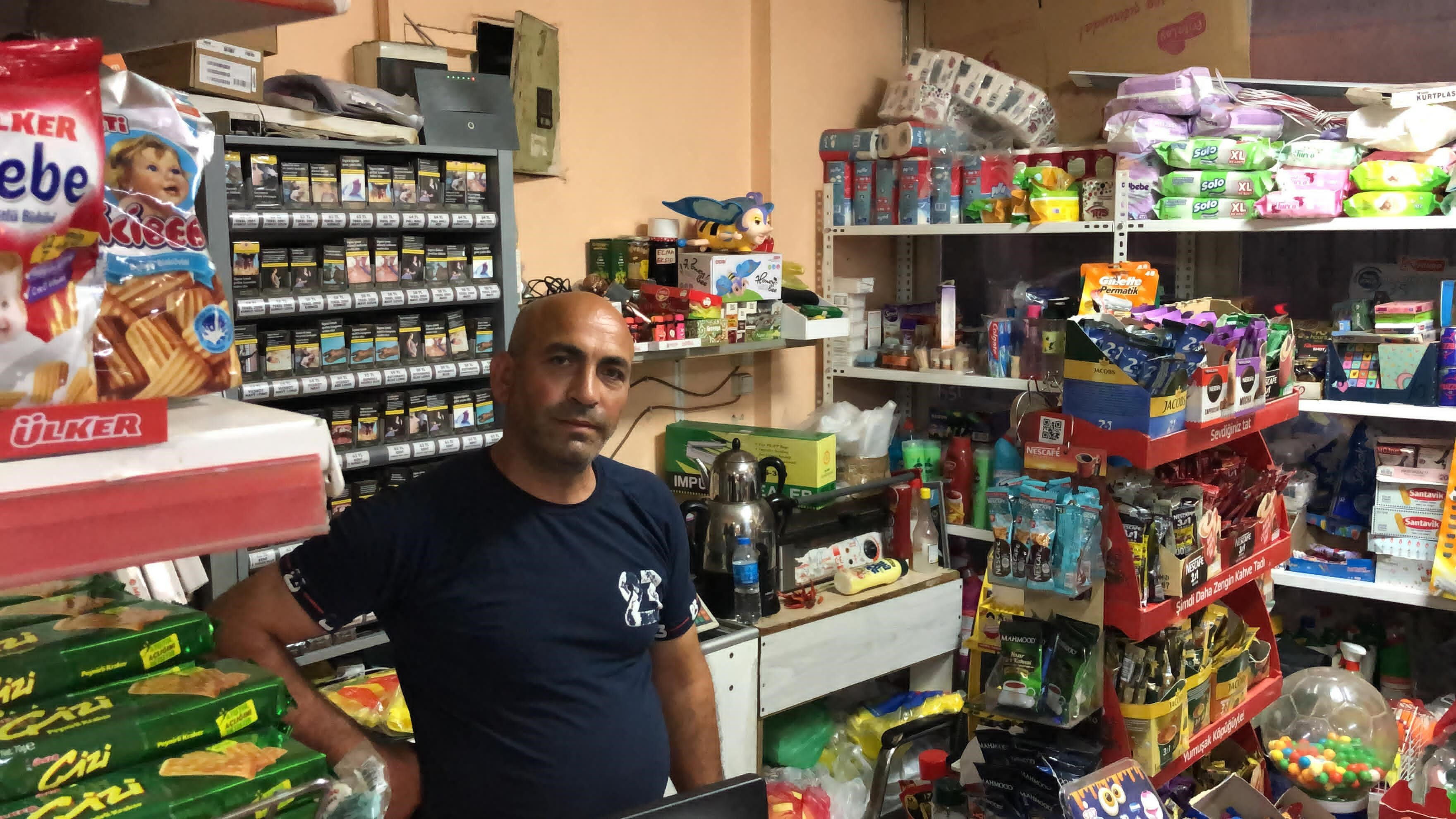 Tekirdağ'da dehşet anları! Tartıştığı kişiye tüp fırlattı Tekirdağ'da dehşet anları! Tartıştığı kişiye tüp fırlattı - 2. Resim