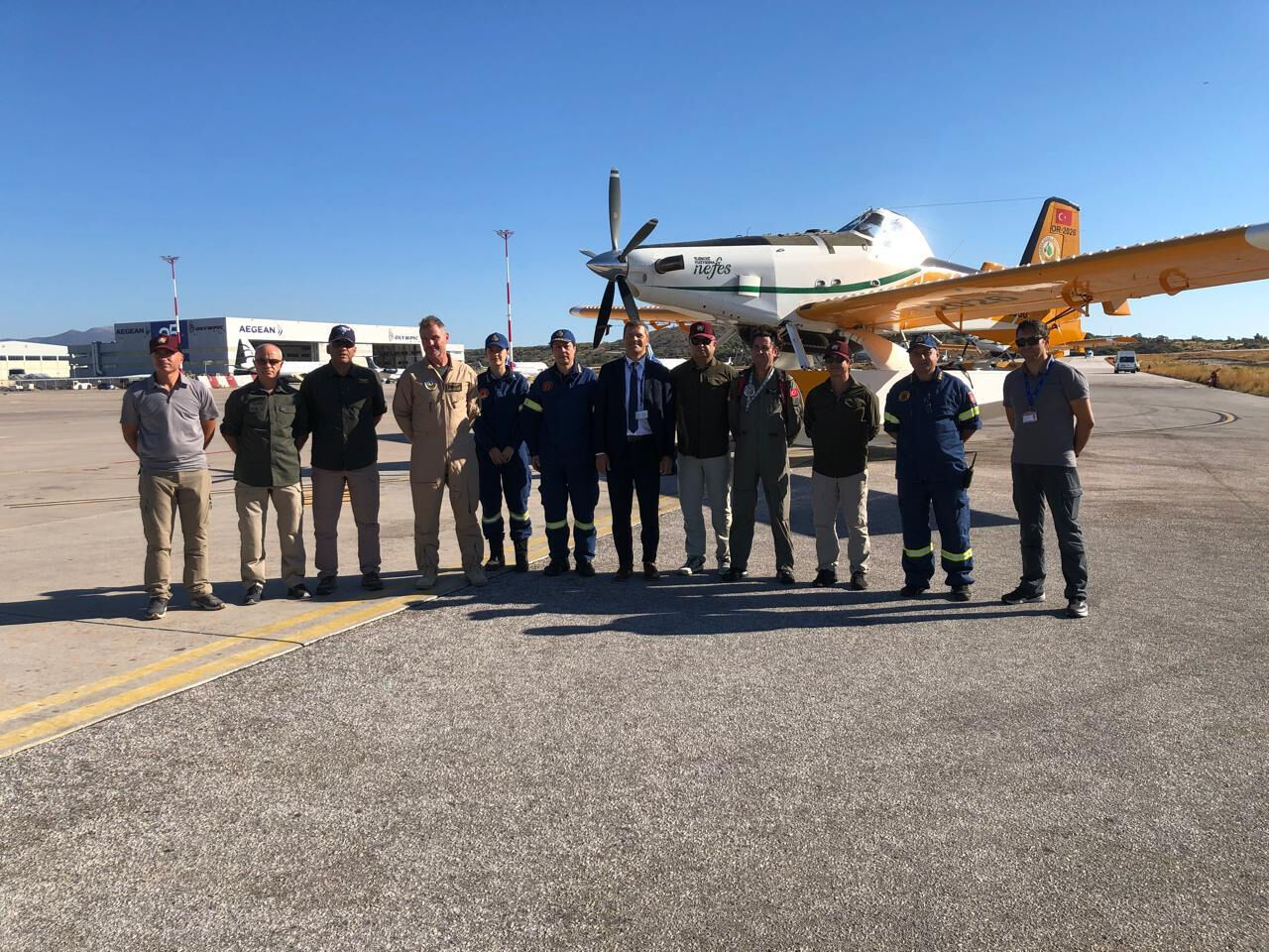 Türkiye'den Yunanistan'a uçak ve helikopter desteği - 4. Resim