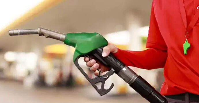 Akaryakıta indirim geldi! Benzin, motorin ve LPG'de güncel fiyatlar Akaryakıta zam geldi! Benzin, motorin ve LPG'de güncel fiyatlar - 2. Resim