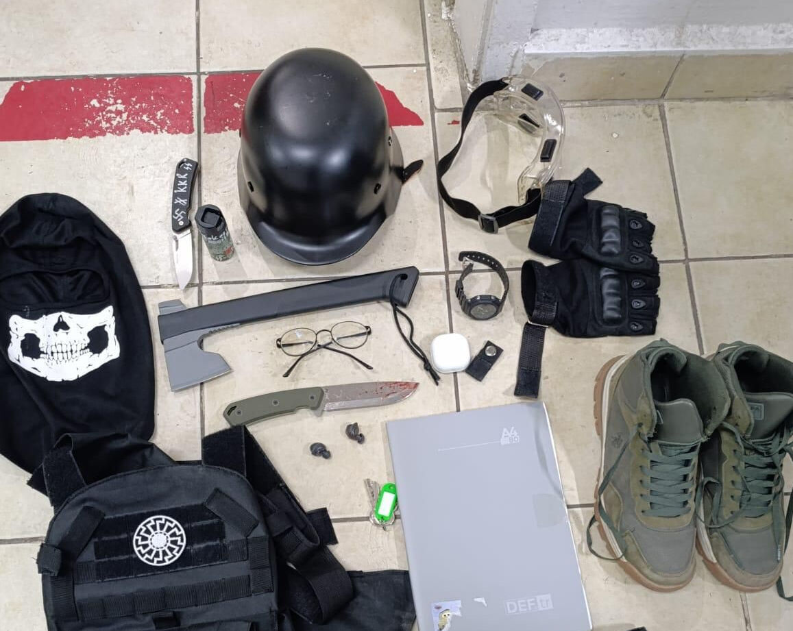 Eskişehir saldırganına 108 yıl hapis istendi! Oyun kıyafetiyle 5 kişiyi bıçaklayan gençten itiraflar: Patlayıcı yapamadım Eskişehir saldırganına 108 yıl hapis! Oyun kıyafetiyle 5 kişiyi bıçaklayan gençten çarpıcı itiraflar: Patlayıcı yapamadım - 2. Resim