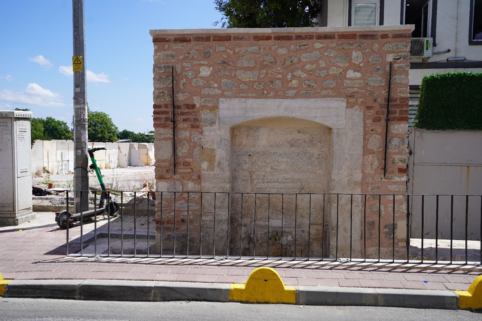 İstanbul Fatih'te 100 tarihi çeşme restore edilerek yeniden suya kavuşturuldu Fatih'te tarihi 100 çeşme restore edilerek yeniden suya  kavuşturuldu - 2. Resim