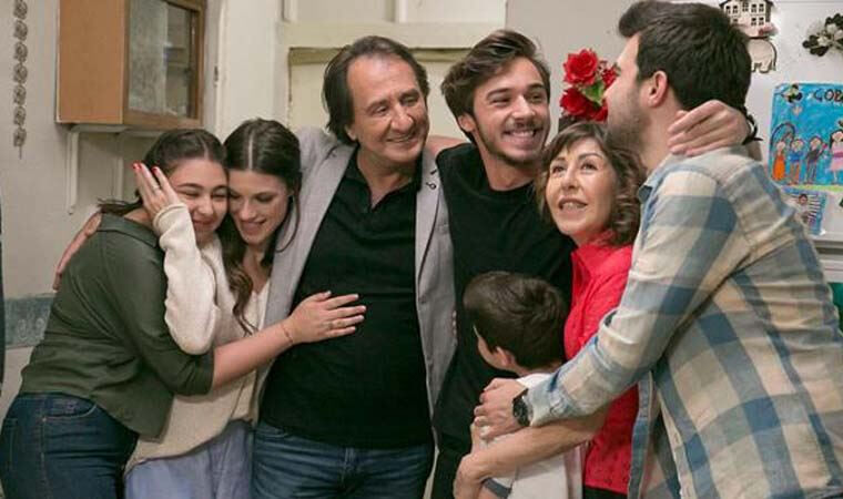 Yüsra Geyik Arka Sokaklar'a geri mi dönüyor? Açıklama yaptı - 2. Resim