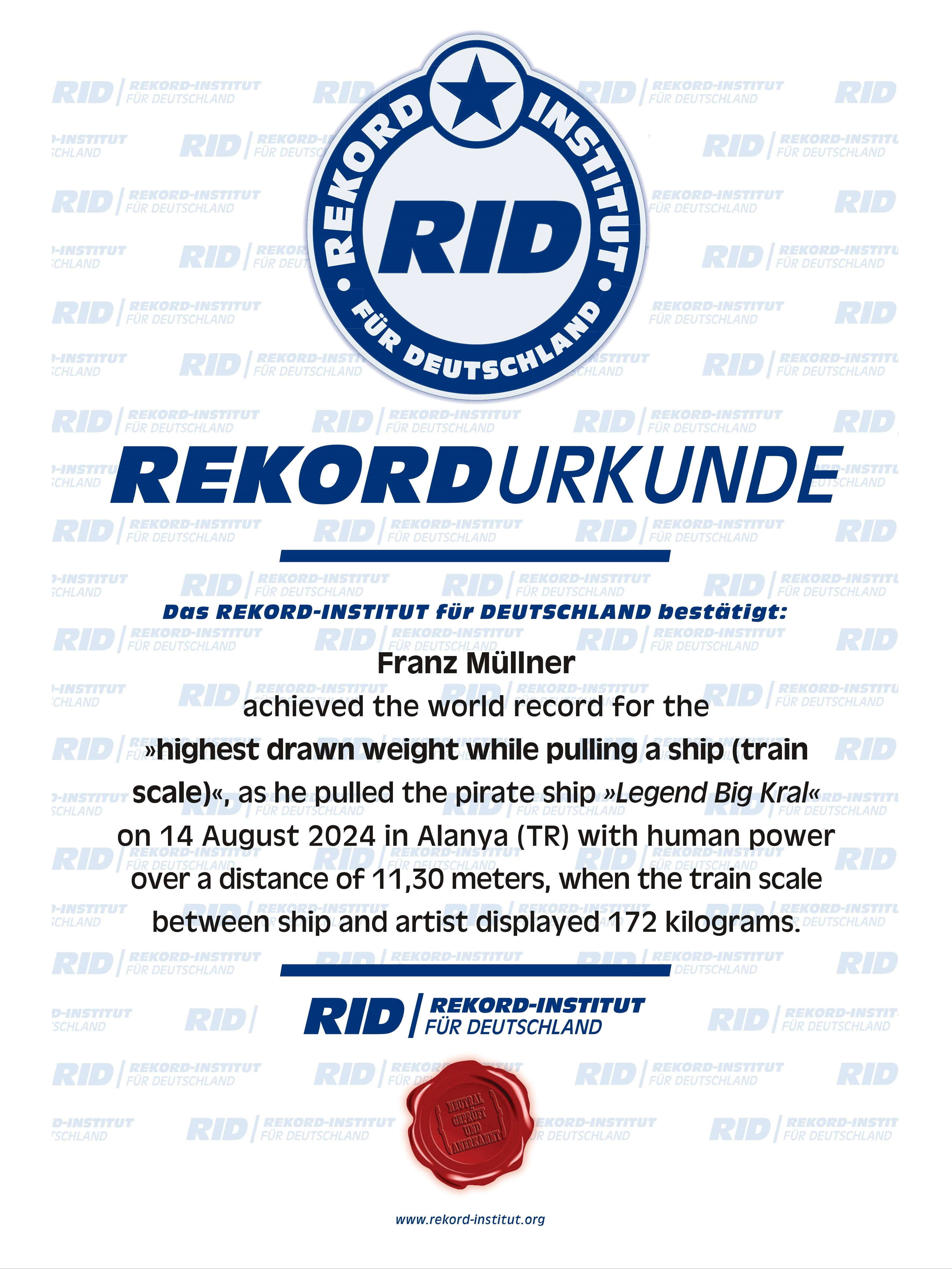 Antalya'da yeni bir rekor! Avusturyalı sporcu Alanya'da 1300 ton ağırlığındaki tekneyi çekti - 5. Resim