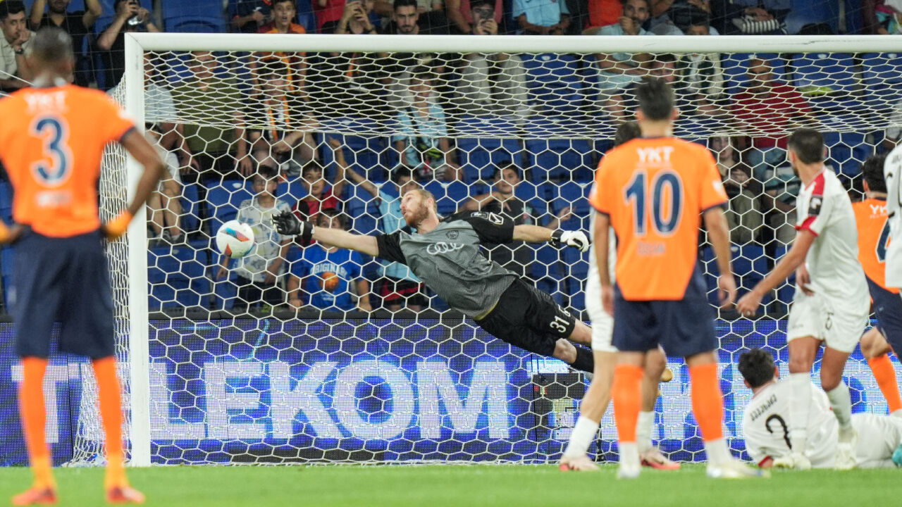 Başakşehir, Iberia Tiflis'i rahat geçerek tur atladı | UEFA Konferans Ligi - 1. Resim