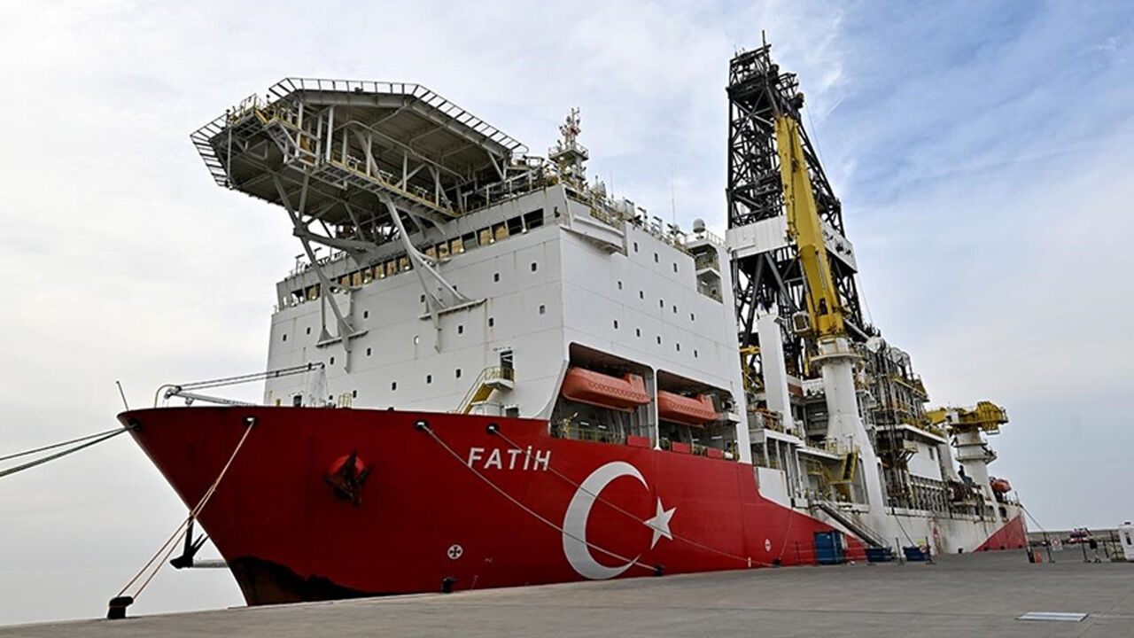 Fatih, Yavuz, Kanuni, Oruç Reis... Hepsi iş başında! 4 ülkede petrol ve doğalgaz arayacaklar Fatih, Yavuz, Kanuni, Oruç Reis... Hepsi iş başında! 4 ülkede petrol ve doğalgaz arayacaklar - 1. Resim