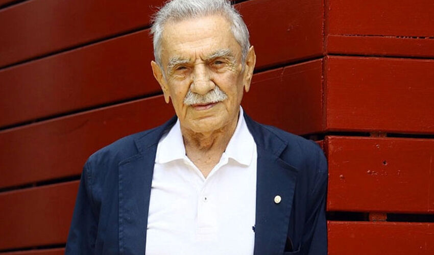 İbrahim Tatlıses dua isteyerek duyurdu: Aydemir Akbaş yoğun bakıma kaldırıldı İbrahim Tatlıses dua isteyerek duyurdu: Aydemir Akbaş yoğun bakıma kaldırıldı - 5. Resim