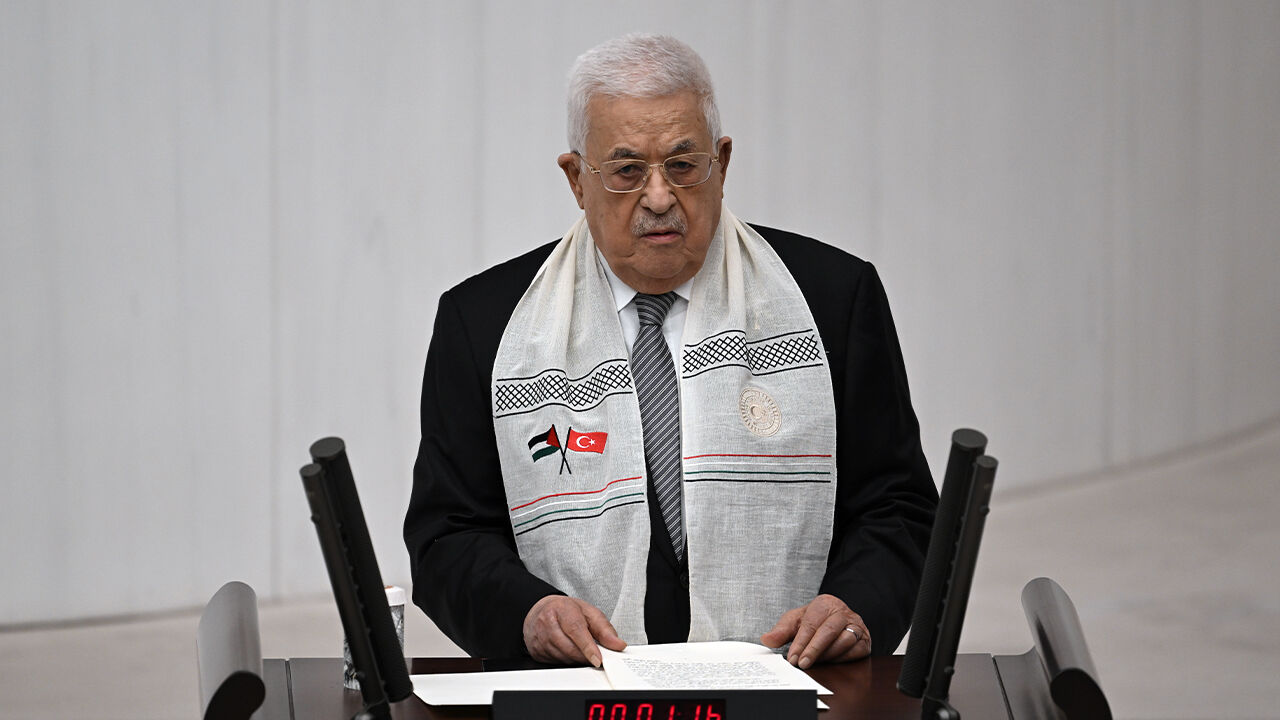 Mahmut Abbas TBMM'de konuştu! Salondaki fotoğraf detayı dikkat çekti Mahmut Abbas TBMM'de konuştu; salondaki fotoğraf detayı dikkat çekti - 8. Resim