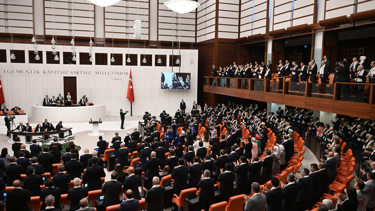Meclis'te tarihi gün... Filistin Devlet Başkanı Mahmud Abbas'tan dünyaya 'Gazze' mesajı: Ya zafer ya şehadet - 3. Resim