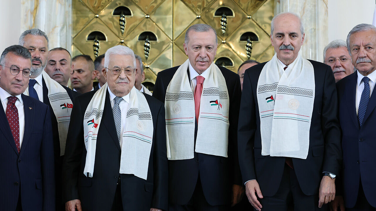 Meclis'te tarihi gün... Filistin Devlet Başkanı Mahmud Abbas'tan dünyaya 'Gazze' mesajı: Ya zafer ya şehadet - 6. Resim