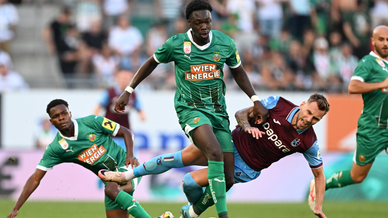 Trabzonspor, Avrupa Ligi'ne veda etti! Rapid Wien farklı kazanarak tur atladı - 1. Resim