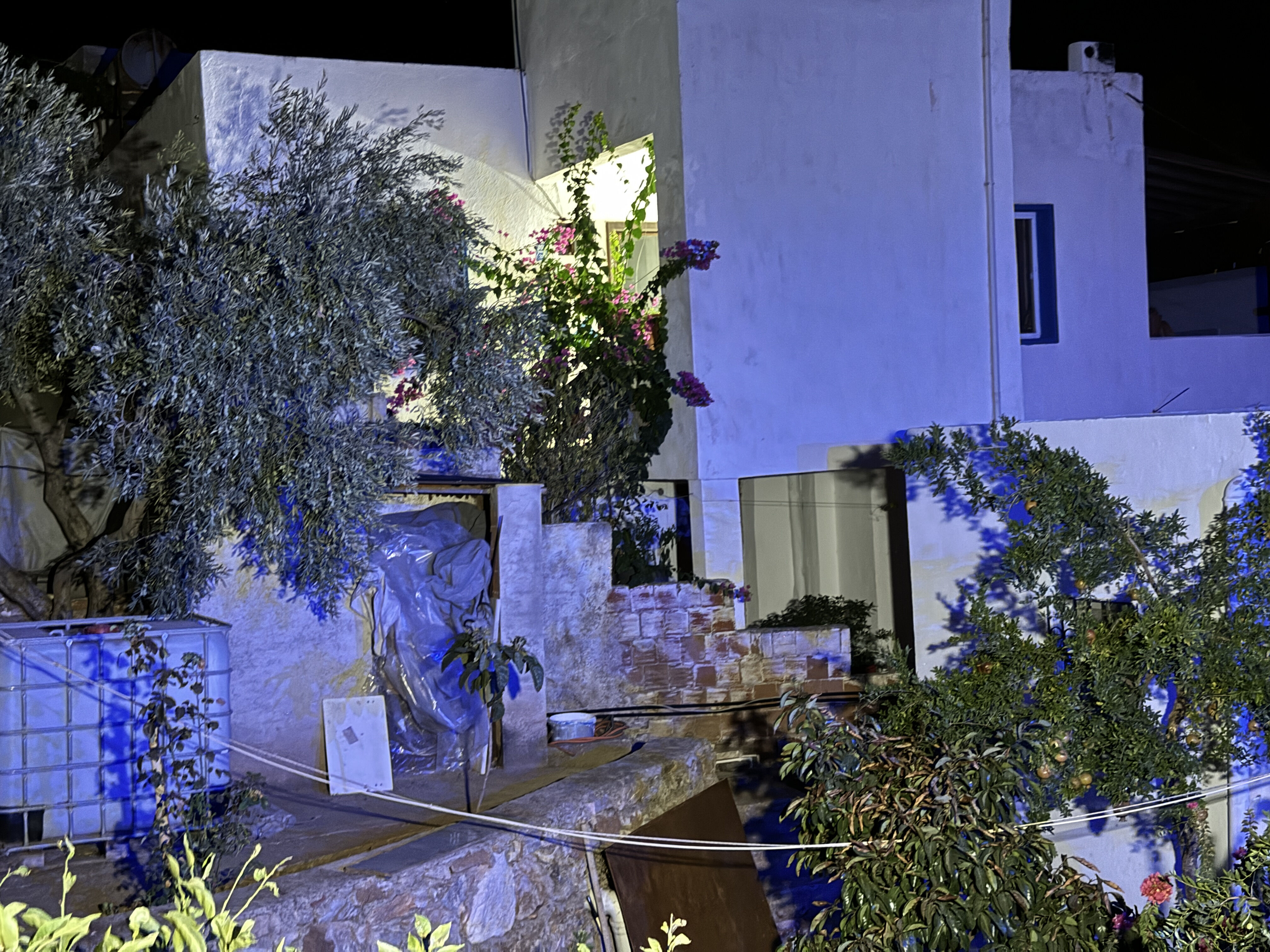 Bodrum'da korku dolu gece! İki kişi delik deşik bulundu, kimlikleri tespit edilemiyor - 3. Resim