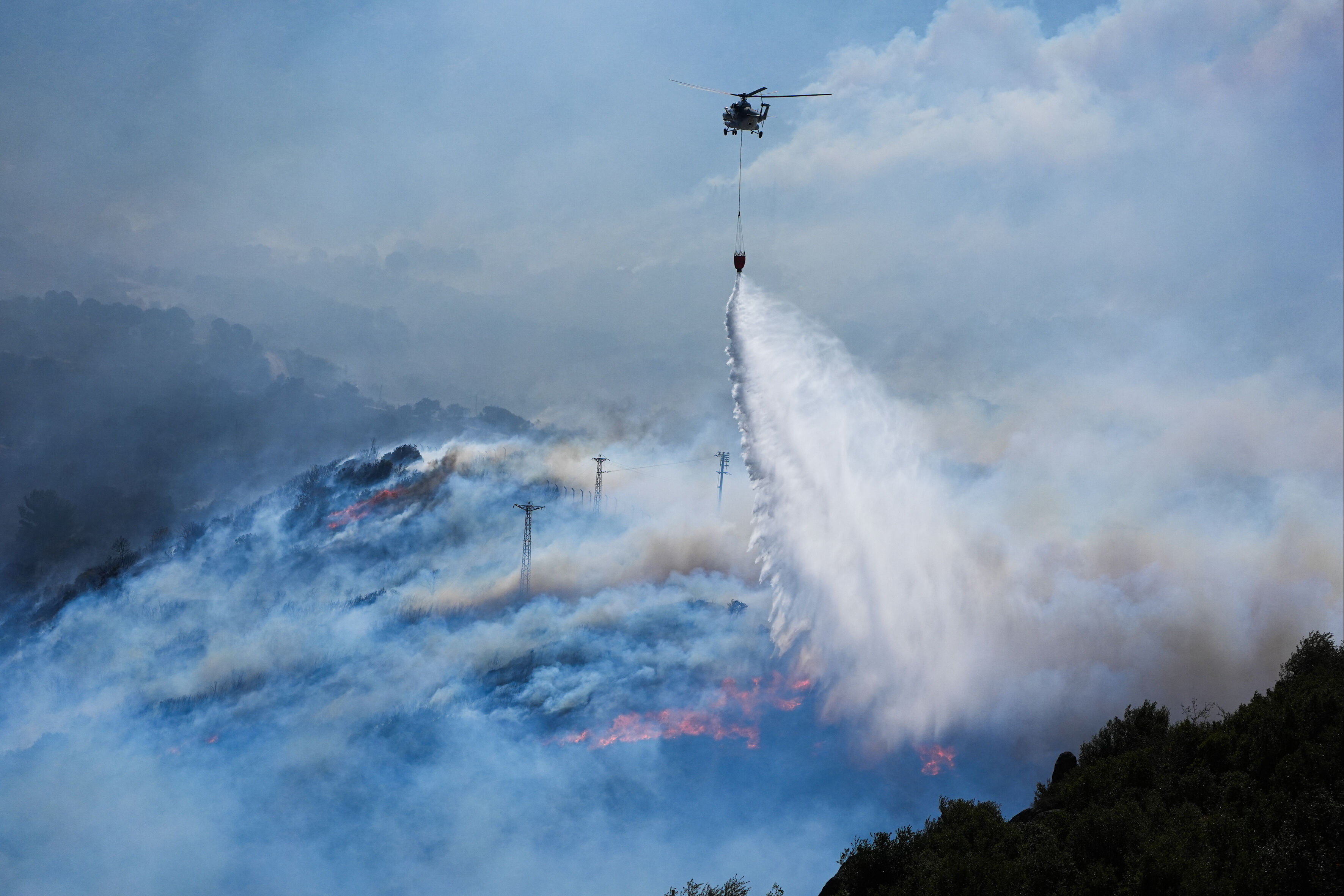 İzmir duman altı! Belediye Başkanı tahliye çağrısı yaptı - 2. Resim