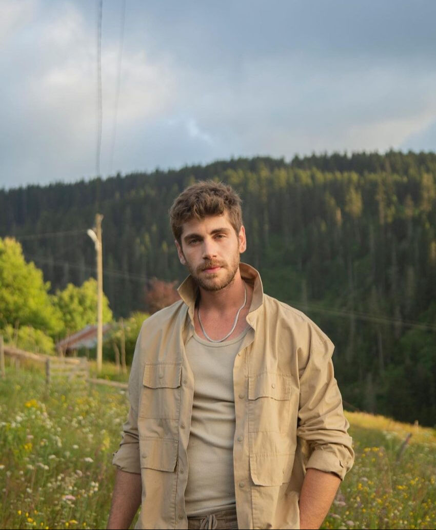 Kuruluş Osman'ın Orhan Bey'i Emre Bey aldığı haberle yıkıldı - 1. Resim