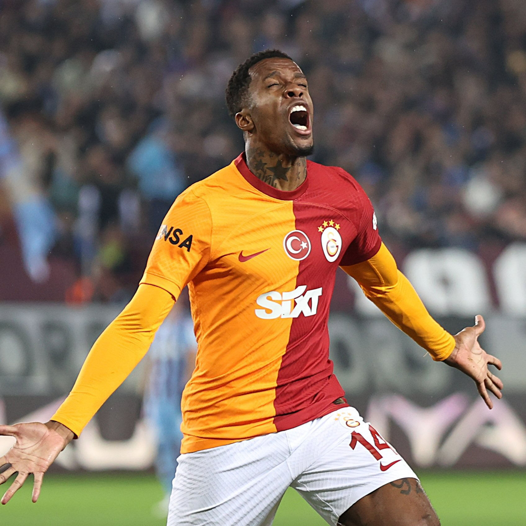 Wilfried Zaha'yı isteyen İngiliz ekibinden Galatasaray'ı şaşırtan talep - 4. Resim
