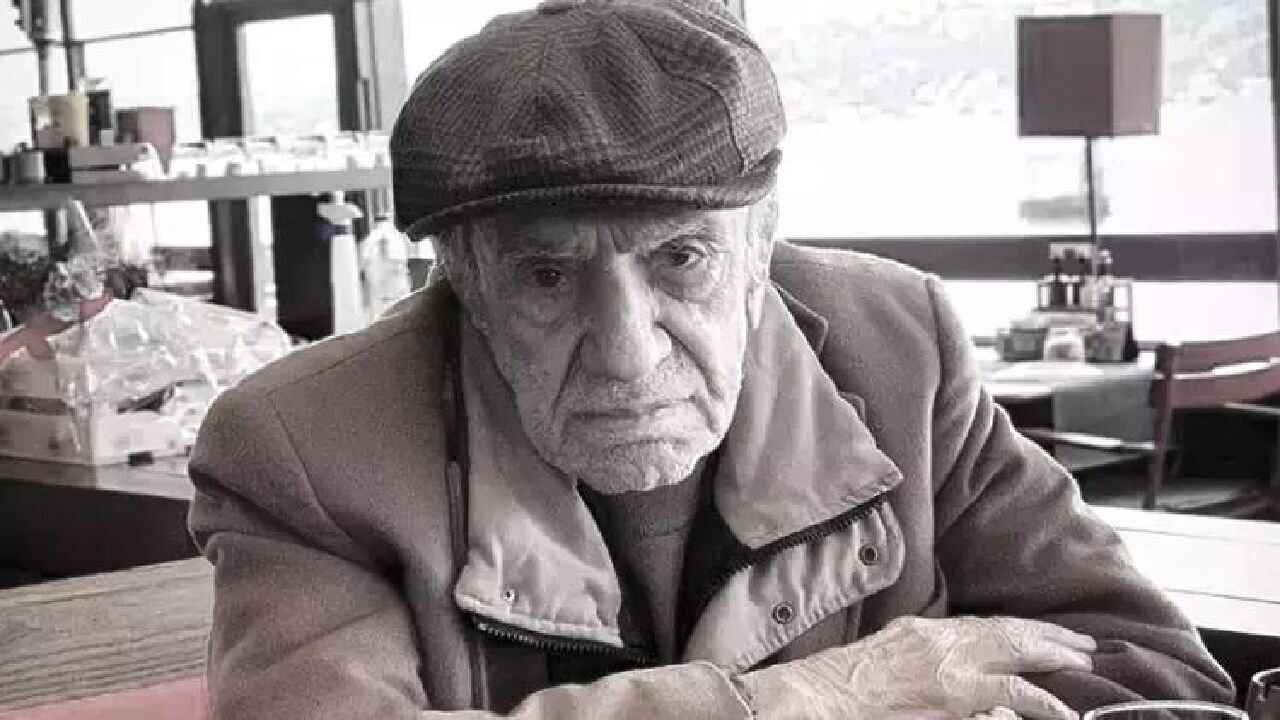 Aydemir Akbaş hiç çocuk sahibi olamamıştı! Nedeni ortaya çıktı Aydemir Akbaş hiç çocuk sahibi olamamıştı! Nedeni ortaya çıktı - 2. Resim