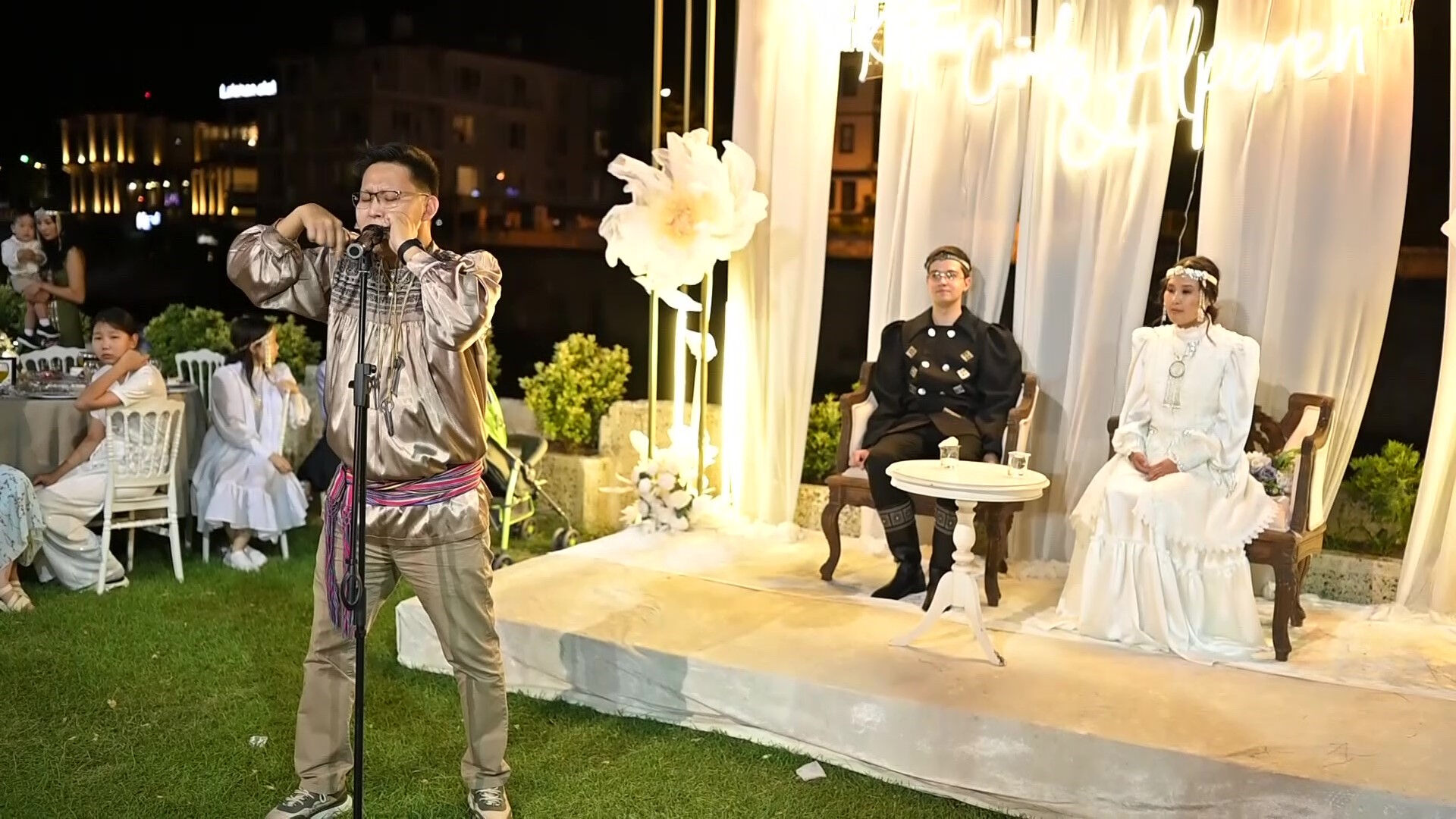 Bu d&uuml;ğ&uuml;n &ccedil;ok konuşuldu! Amasya'ya Rus gelin geldi: Damada verilen hediye şaşırttı - 1. Resim