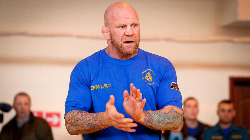 ilk cuma namazını TBMM'de kıldı! Dünyaca ünlü sporcu ABD'li Jeff Monson kimdir? - 3. Resim