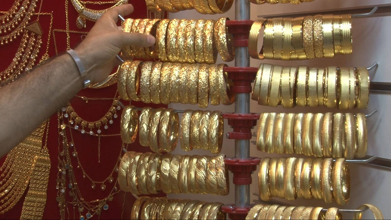Kuyumcuda 900 bin, onlarda 30 bin! Çin ve Hindistan'dan geliyor, masraftan kurtarıyor - 1. Resim