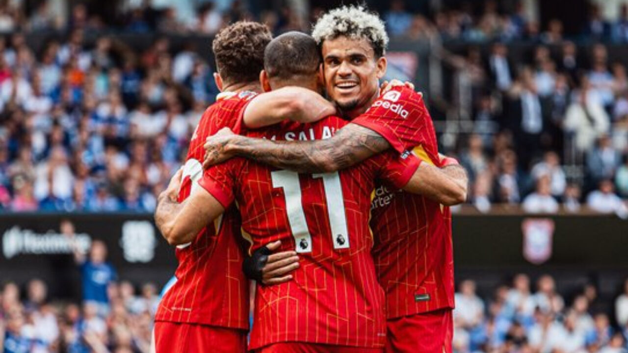 Mohamed Salah tarihe geçti! Liverpool, yeni sezona 3 puanla başladı - 1. Resim