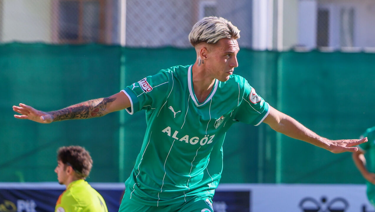 TFF 1.Lig'de 7 gollü maç! Iğdır FK - Adanaspor maçında gol yağmuru TFF 1.Lig'de 7 gollü maç! Iğdır FK - Adanaspor maçında gol yağmuru - 1. Resim