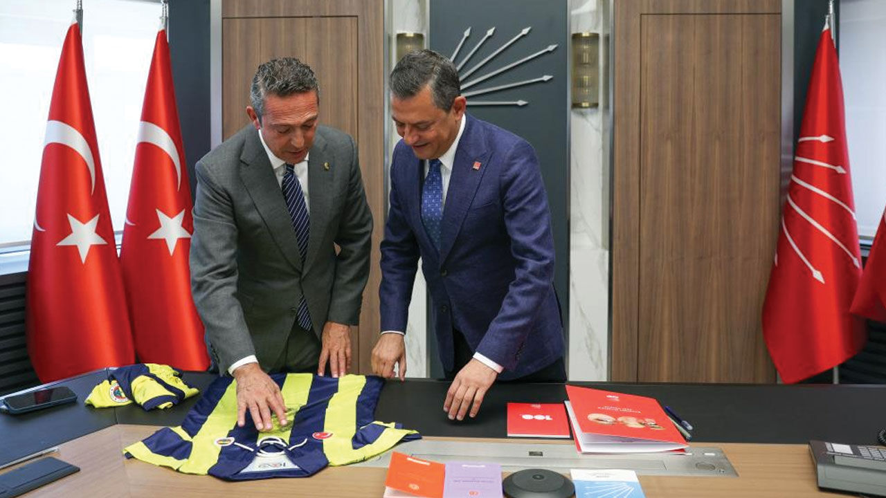 CHP Genel Başkanı Özgür Özel ve Fenerbahçe Başkanı Ali Koç bir araya geldi - 1. Resim